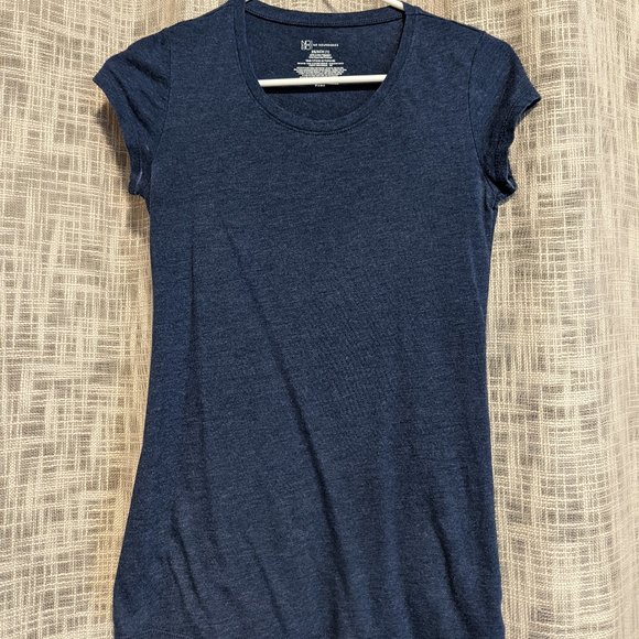Blue T shirt - Picture 1 of 2